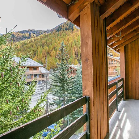 Appartement Duplex élégant à : Wifi, Parking Couvert, Proche Commodités Et Navette - Fr-1-694-61 Val-dʼIsère